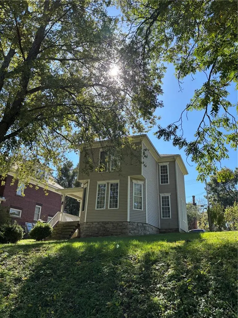 1106 Parallel Street, Atchison, KS 66002 - #3