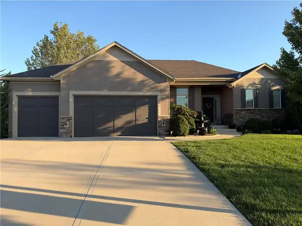 19436 W 200th Terrace, Spring Hill, KS 66083