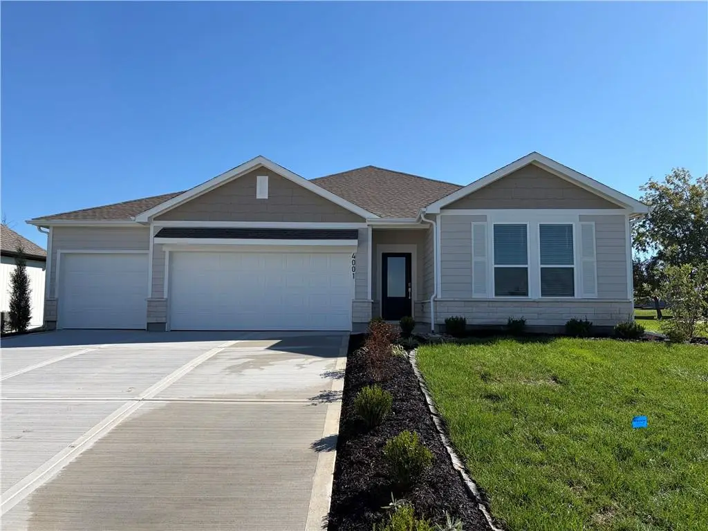 4001 NE Apple Grove Drive, Lees Summit, MO 64064 - #1