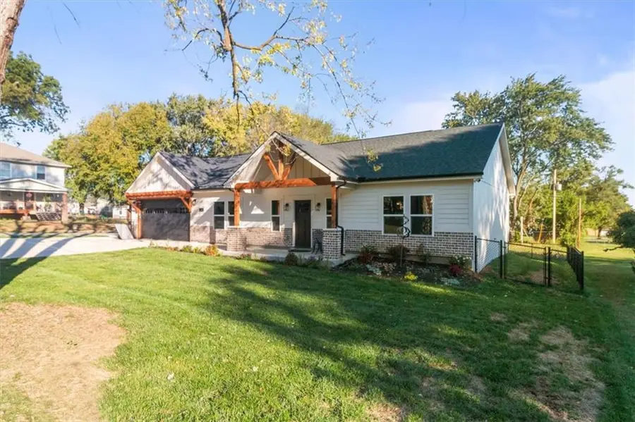 210 SW 7th Street, Oak Grove, MO 64075 - #2
