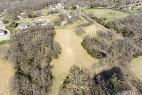 Swartz Road, Edwardsville, KS 66111