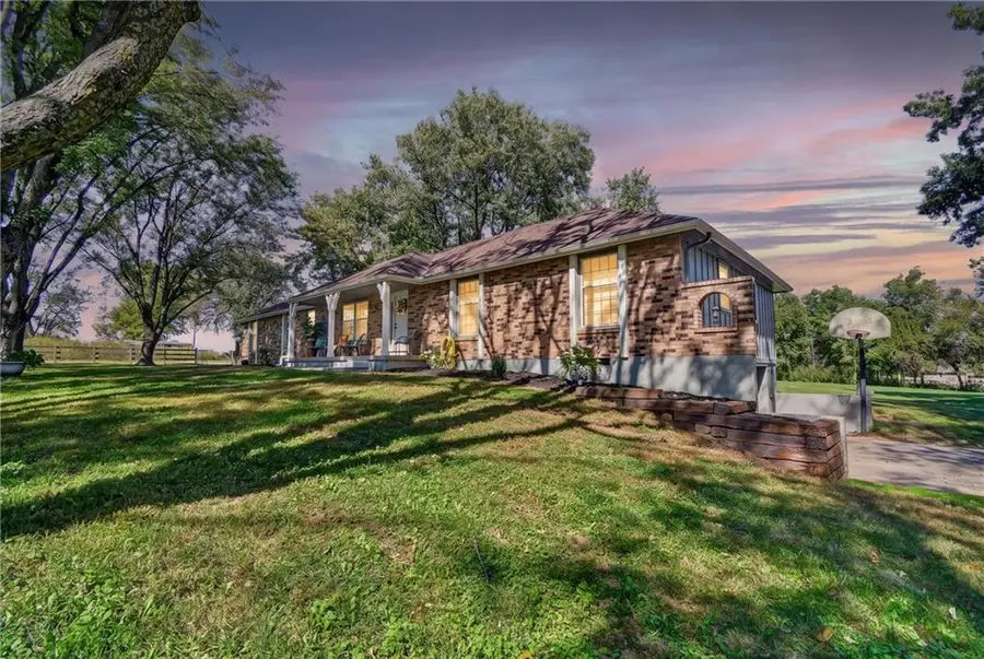 7404 E 197th Street, Belton, MO 64012 - #3