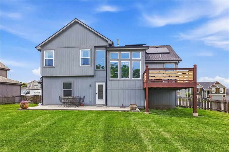 1901 Verbena Avenue, Greenwood, MO 64034 - #3