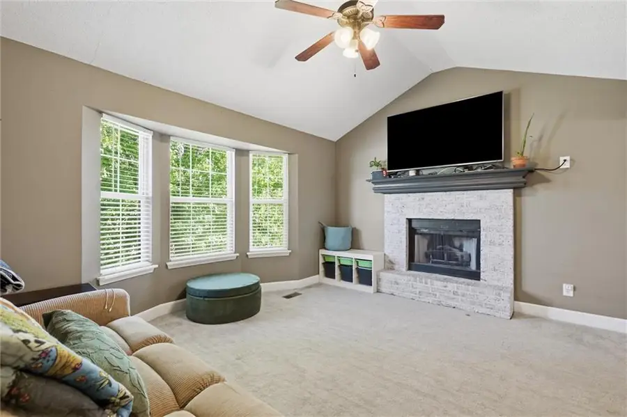 804 S Cedar Street, Belton, MO 64012 - #3
