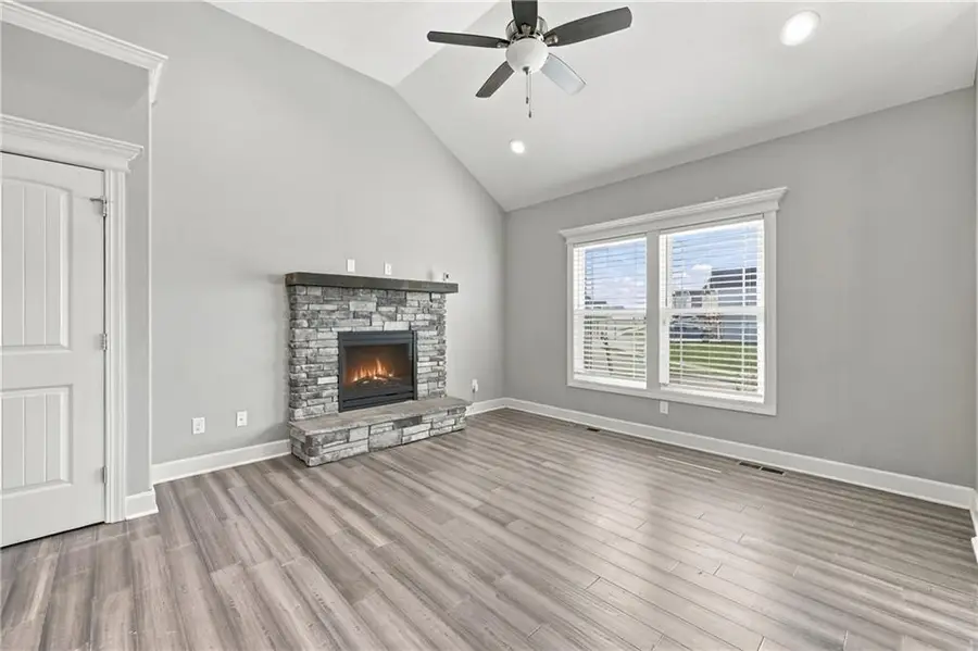 1003 NW 3rd Street, Oak Grove, MO 64075 - #3