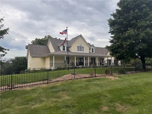 11505 Easley Drive, Lee's Summit, MO 64086