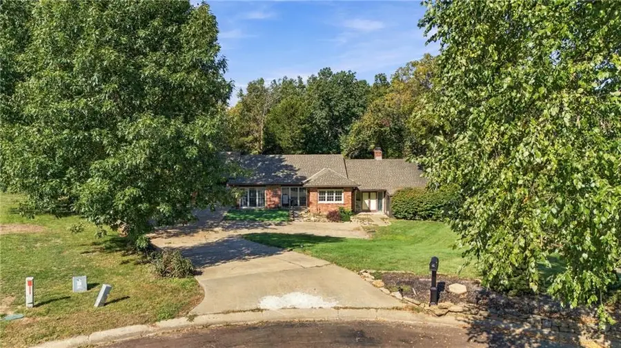 28806 E Beth Court, Grain Valley, MO 64029 - #2
