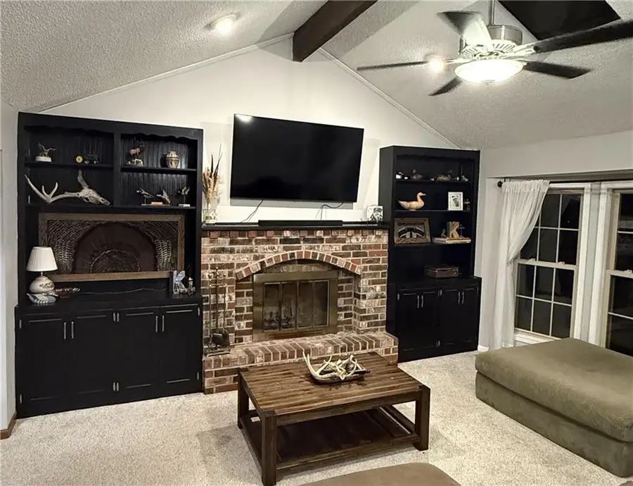 812 Sheridan Road, Olathe, KS 66061 - #3