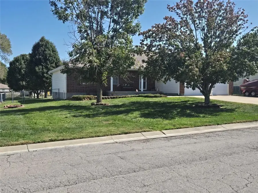 806 Orchid Street, Garden City, MO 64747 - #2