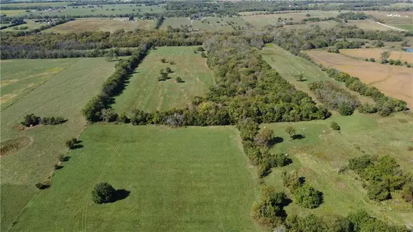 35356 Mission Belleview Road, Louisburg, KS 66053