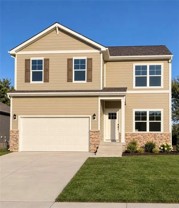 20043 Cornice Street, Spring Hill, KS 66083