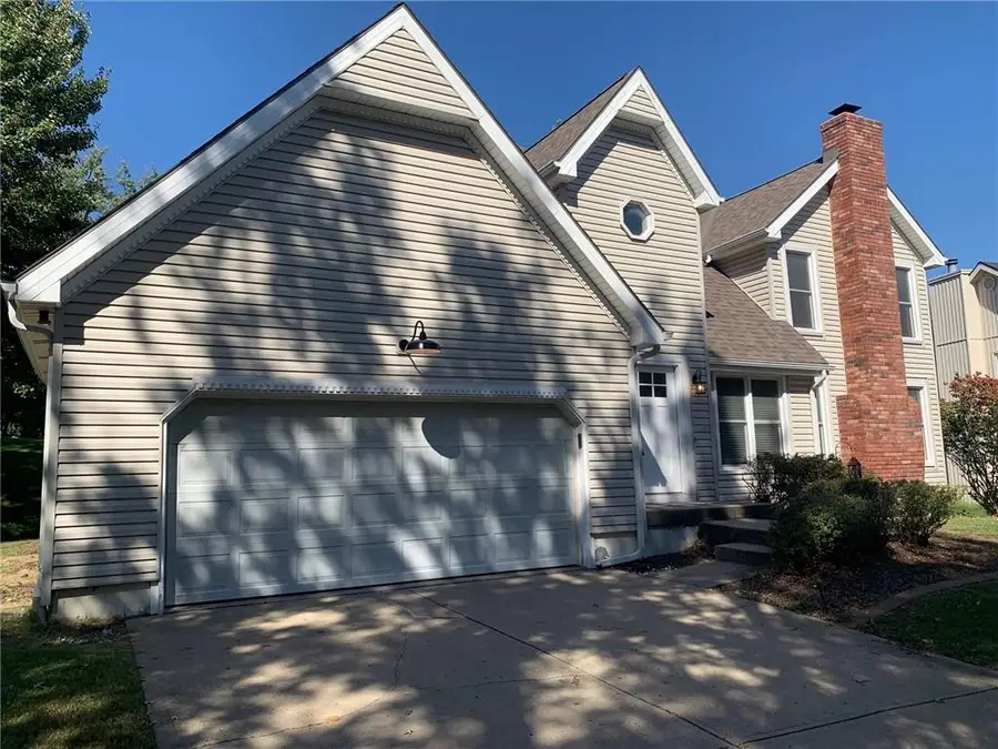 8304 Marston Avenue, Kansas City, MO 64151 - #2