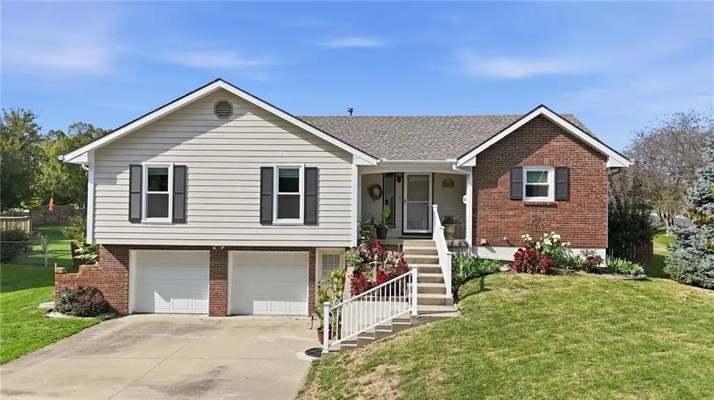 2008 Joy Street, Excelsior Springs, MO 64024 - #1