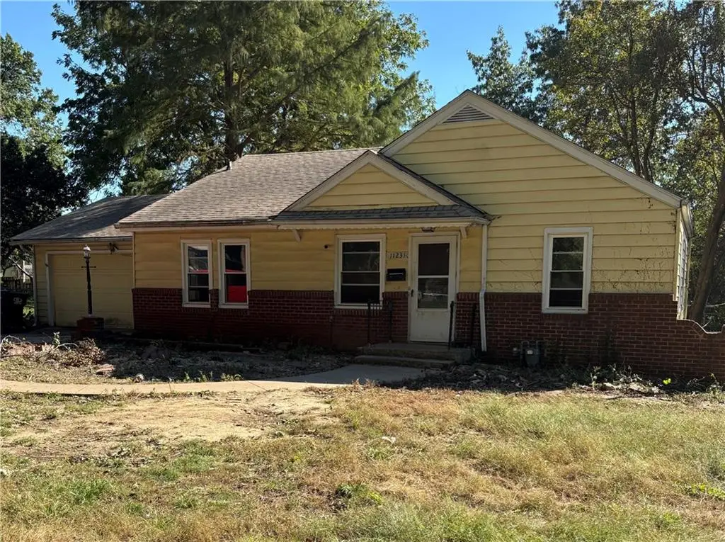 11231 E 14th Street S, Independence, MO 64052 - #1