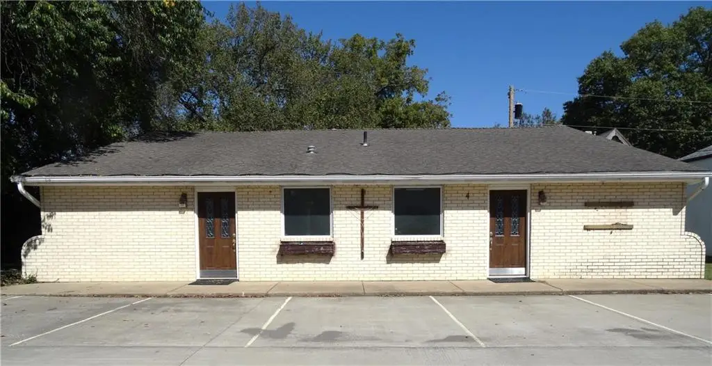 4 Pine Street, Butler, MO 64730 - #1