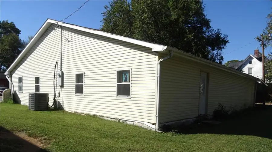 4 Pine Street, Butler, MO 64730 - #3