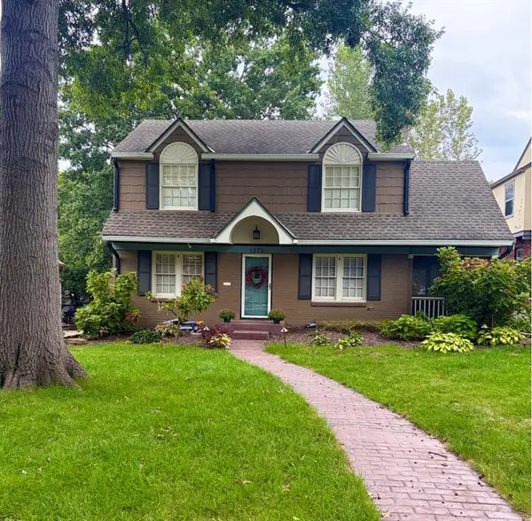 1272 W 71 Terrace, Kansas City, MO 64114