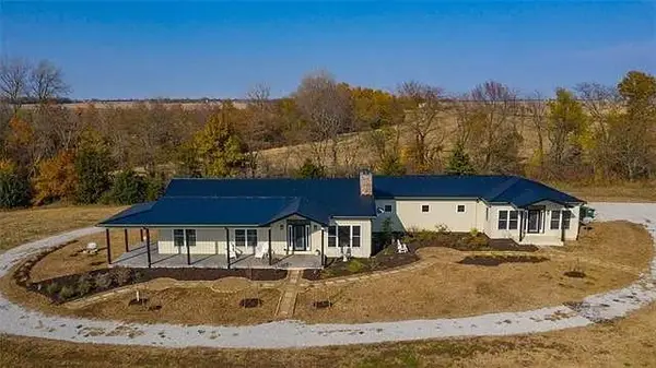 14341 State Highway Yy Highway, Jamesport, MO 64648