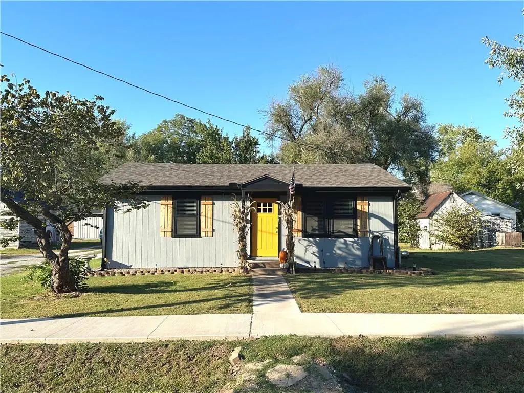 107 E 7th Street, Urich, MO 64788 - #1