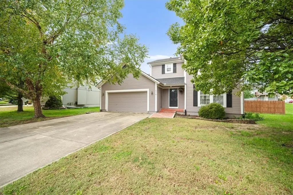416 N Hickory Street, Gardner, KS 66030 - #1