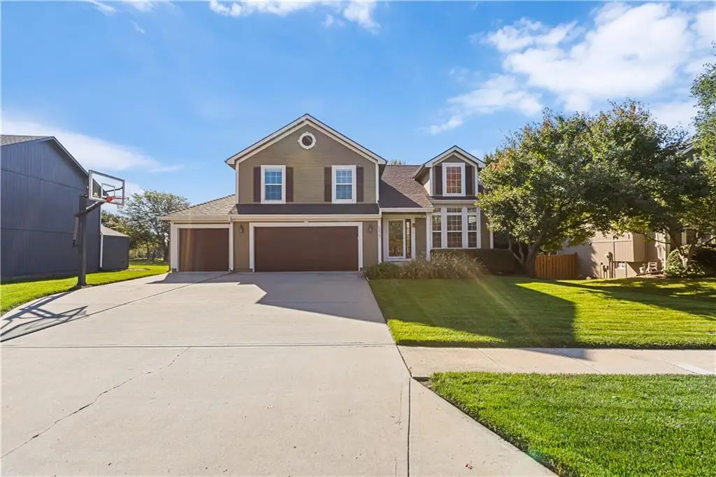 23707 W 58th Terrace, Shawnee, KS 66226 - #1