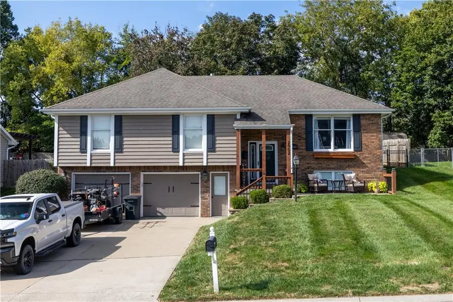 2902 N 39th Terrace, Saint Joseph, MO 64506 - #3
