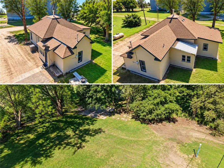 3735 Loretta Trail, Beloit, KS 67420 - #2