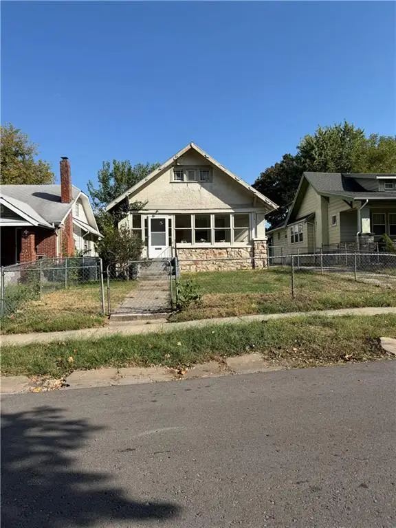 6623 Olive Street, Kansas City, MO 64132