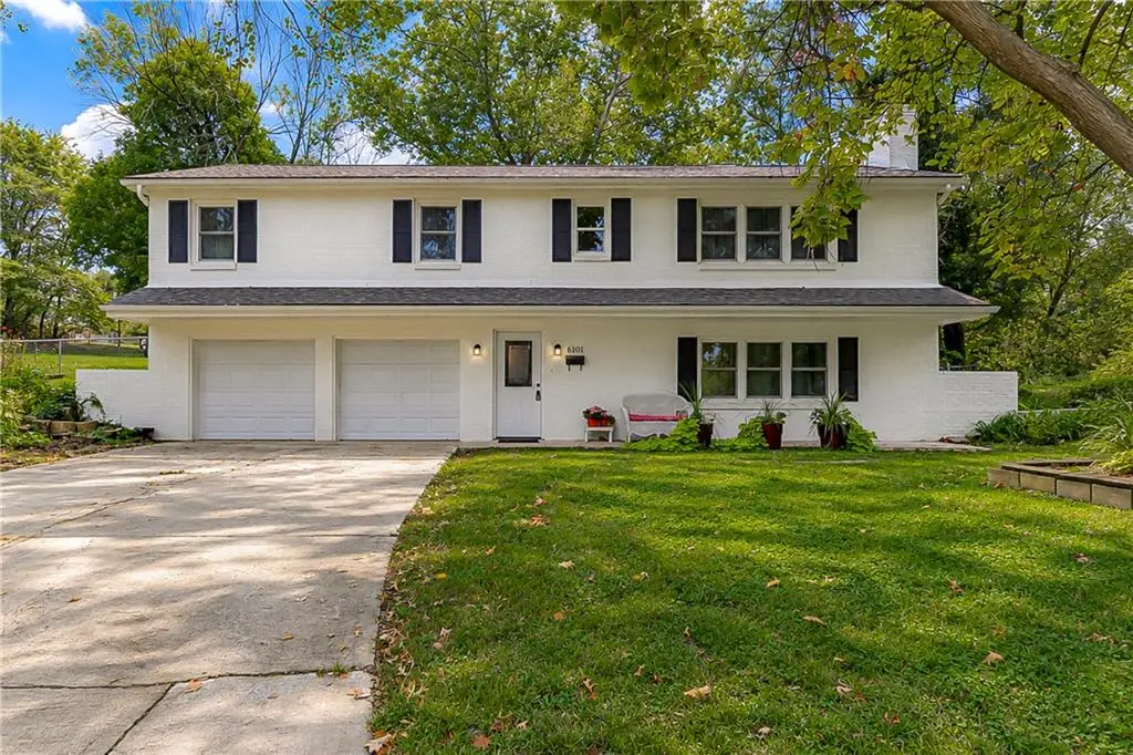 6101 Englewood Avenue, Raytown, MO 64133 - #1