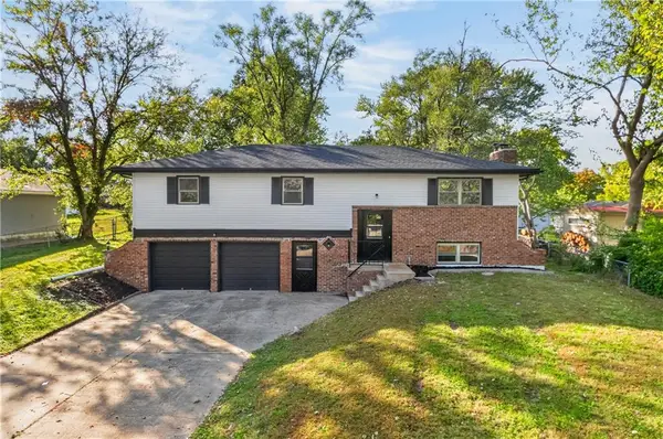 11144 N Kenwood Avenue, Kansas City, MO 64155