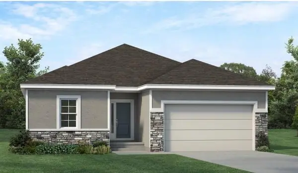 16129 James Court, Parkville, MO 64151
