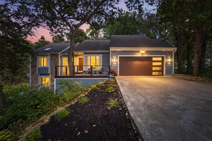 7611 Park Street, Lenexa, KS 66216 - #2