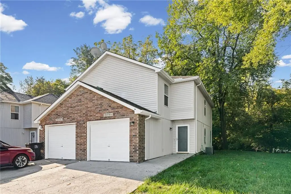 18501 E 3rd Street Court N, Independence, MO 64056 - #1