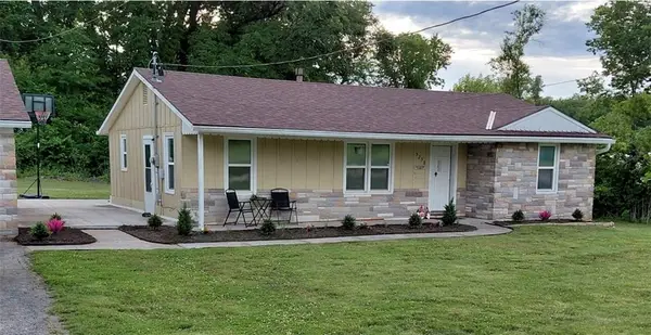 5250 N 97th Street, Kansas City, KS 66109