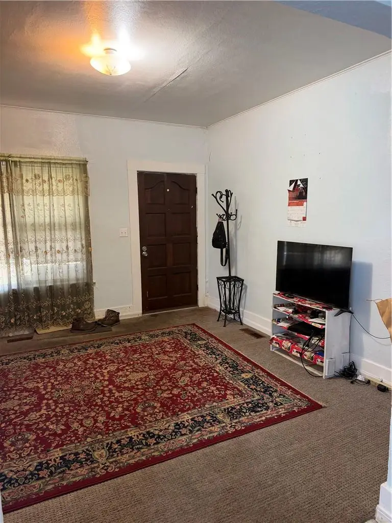 211 W North Street, Coffeyville, KS 67337 - #2