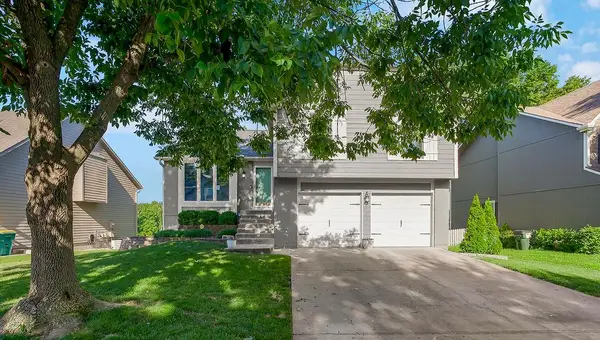 4732 Chouteau Street, Shawnee, KS 66226