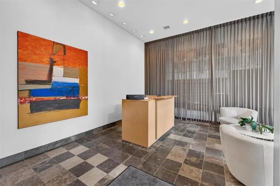 4646 Broadway Street #11S, Kansas City, MO 64112 - #3