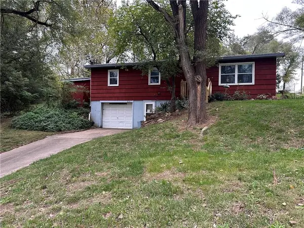 828 George Street, Atchison, KS 66002