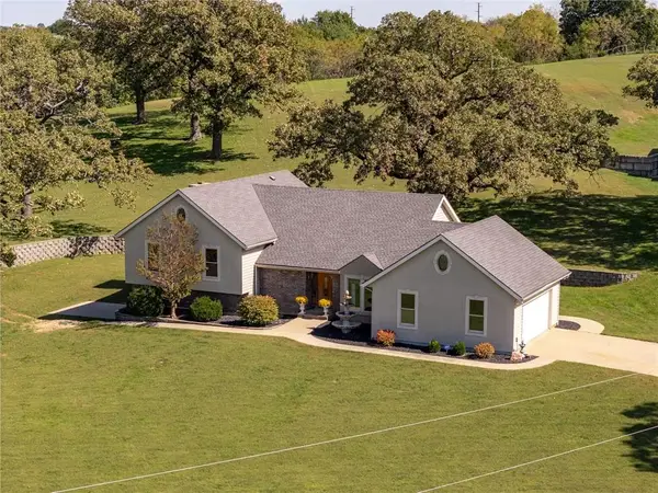 9027 Us 59 Highway, Atchison, KS 66002