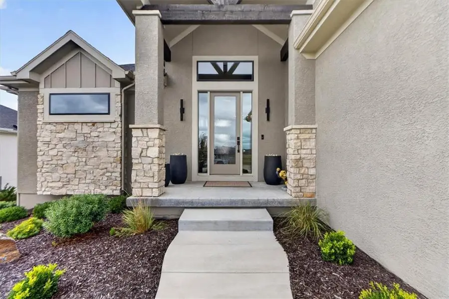 10782 S Houston Street, Olathe, KS 66061 - #2