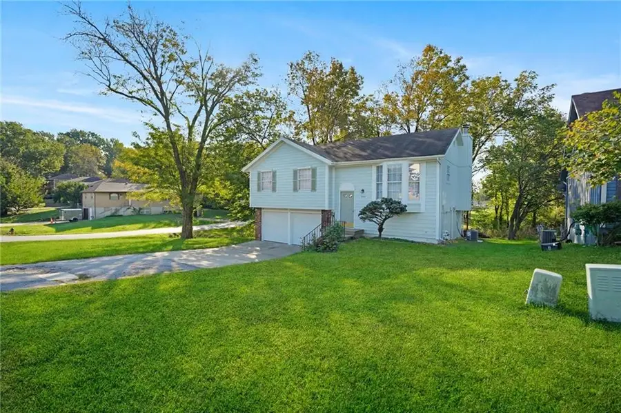 5511 NE 50th Street, Kansas City, MO 64119 - #2