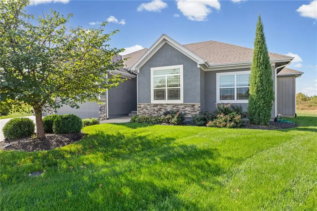 25085 W 87th Terrace, Lenexa, KS 66227 - #1
