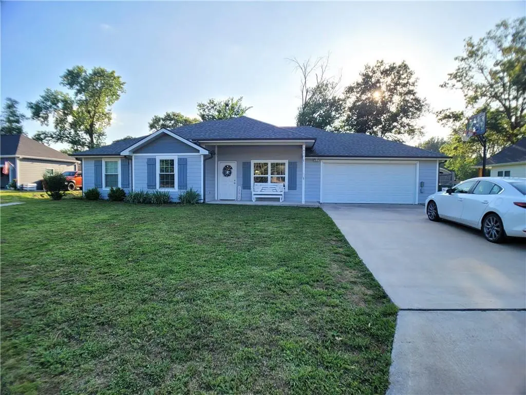 1203 Lakewood Drive, Pittsburg, KS 66762 - #1