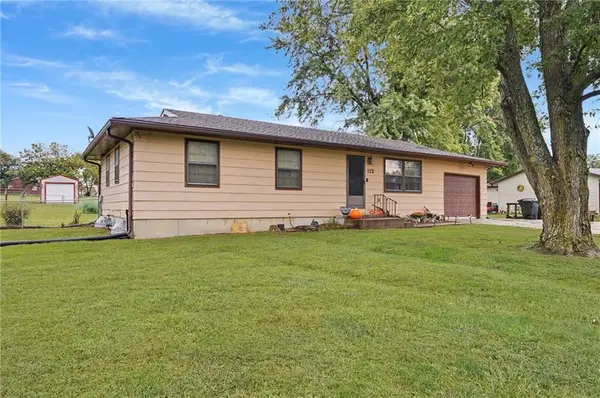 112 S Lawrence Avenue, Scranton, KS 66537