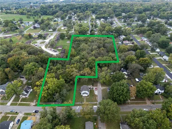 Venice Avenue, Richmond, MO 64085