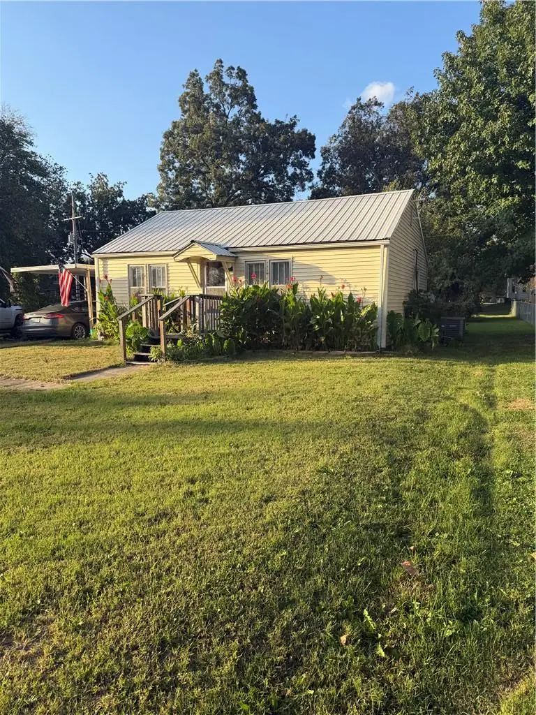 203 E 14th Street, Pleasanton, KS 66075 - #3