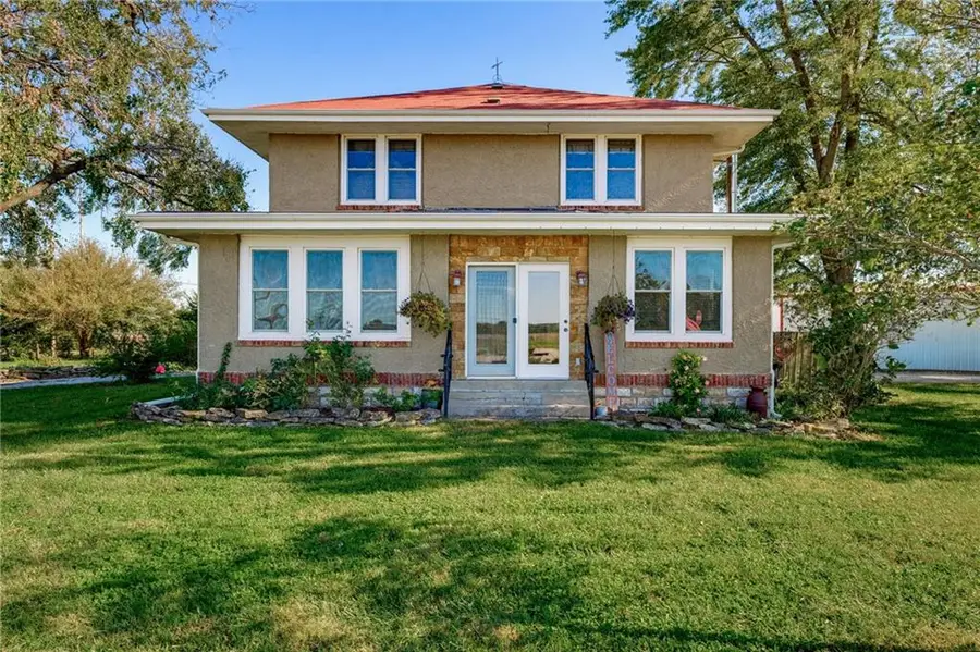 7531 NW Us 24 Highway, Topeka, KS 66618 - #2