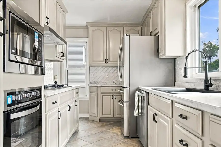 10131 E 79th Terrace, Raytown, MO 64138 - #2