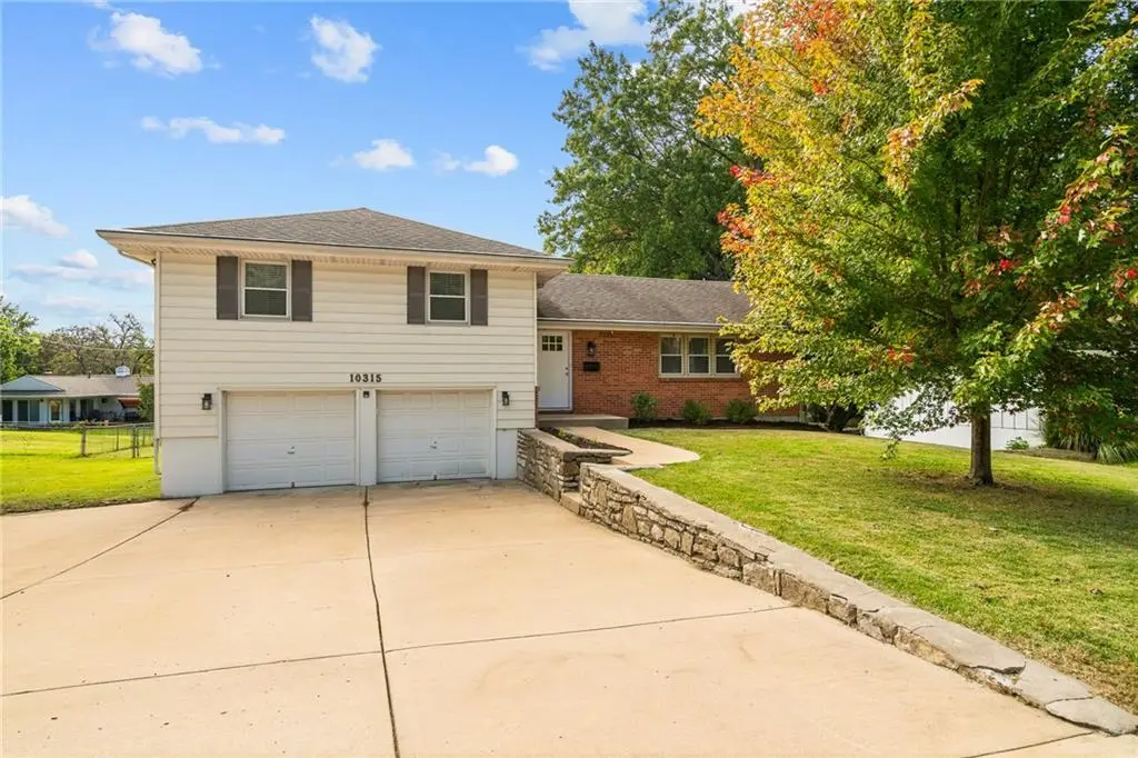 10315 W 69th Street, Shawnee, KS 66203 - #1