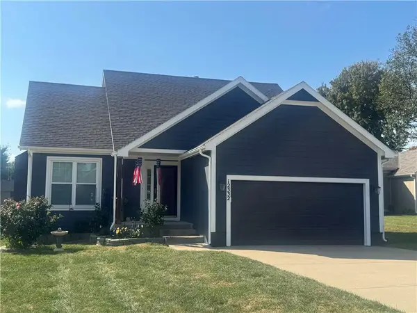 12332 S Clinton Street, Olathe, KS 66061